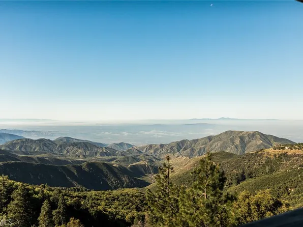 31537 Old City Creek Rd, Running Springs, CA 92382