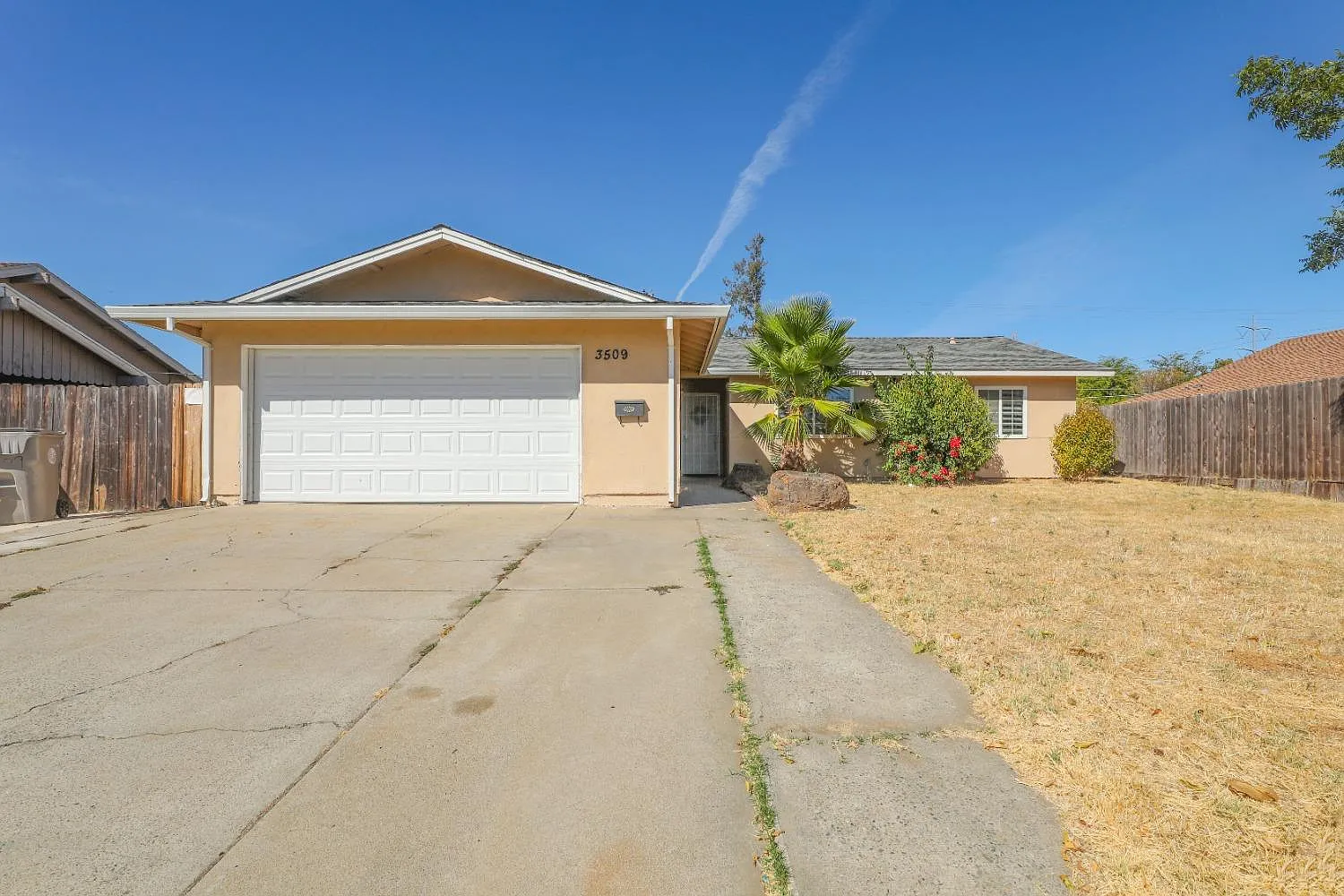 3509 Reel Cir photo 1
