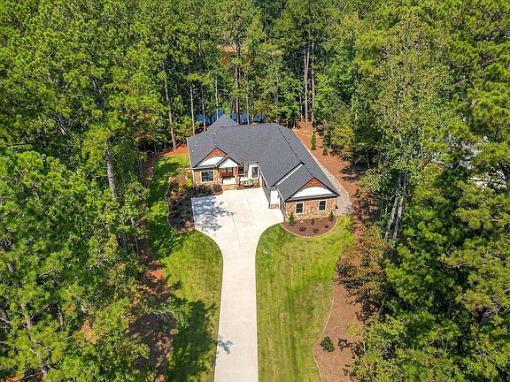 4th image of 141 Ashland Drive