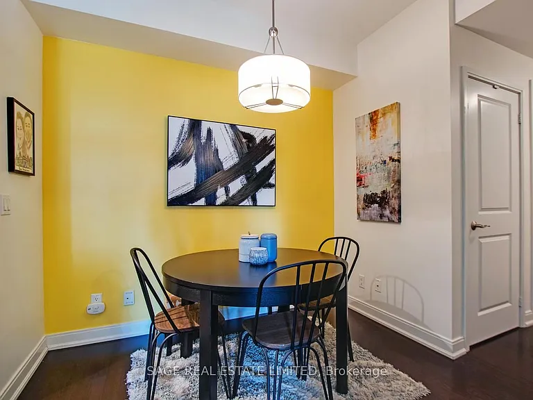 88 Broadway Ave #202 — Photo 6