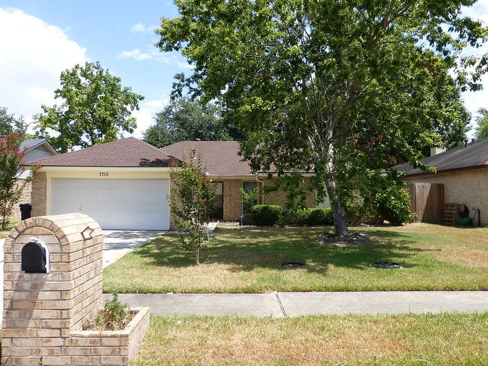 1st image of 7710 Western Oak Ln