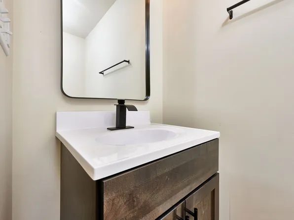Creekwood Townhomes