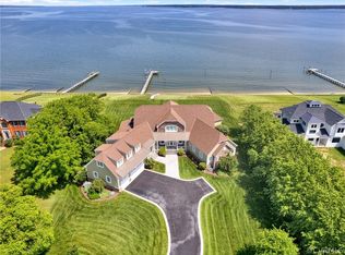 400 N Shore Rd, Locust Hill, VA 23092