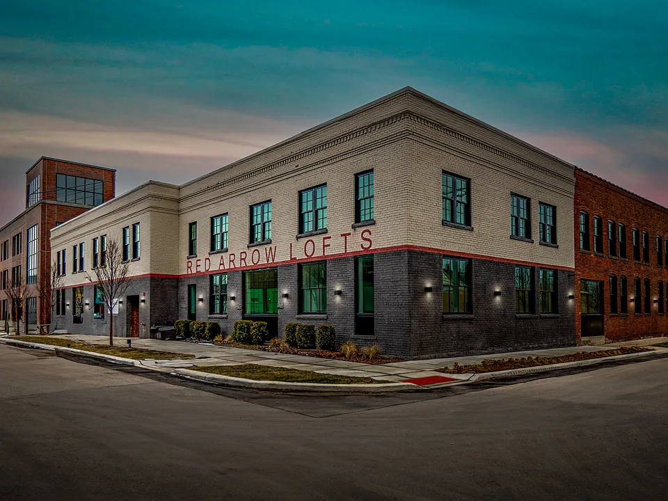Building Photo 5