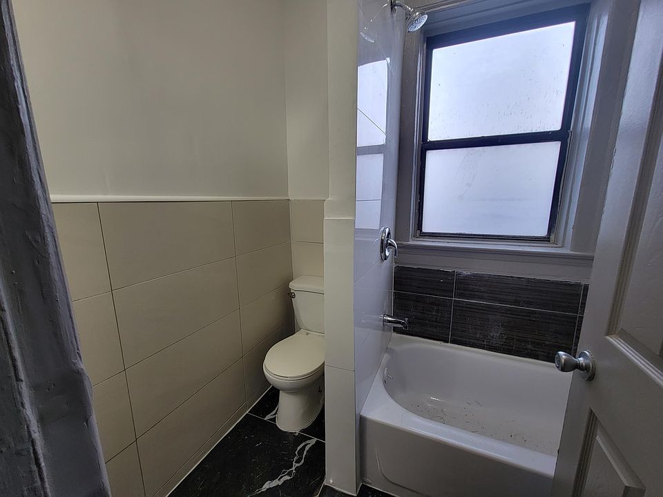 1st image of 66 N Grove St #3E