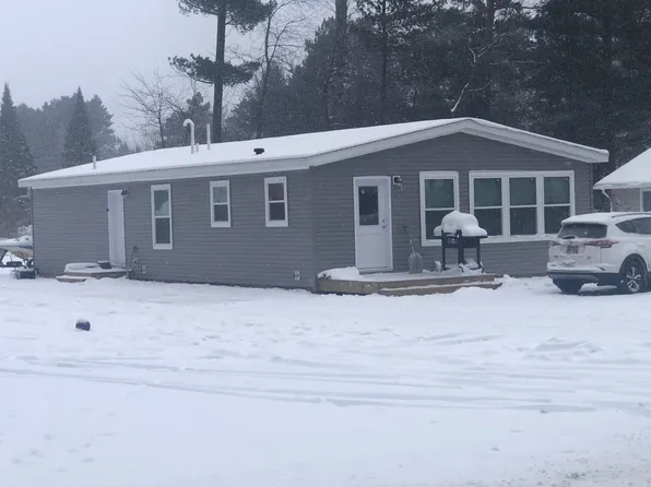 407 Illinois St, Eagle River, WI 54521