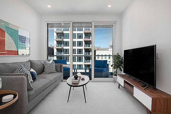 1st image of 148-33 90th Ave #902