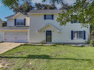 512 Hillview Cir, Crestview, FL 32536