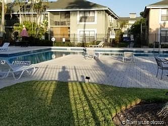 3rd image of 4081 NW 87th Ave Unit 4081