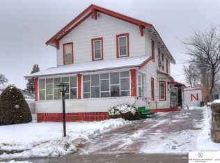 6524 Bedford Ave, Omaha, NE 68104