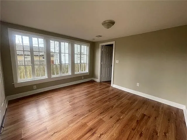 5547 Rosemary Pl — Photo 11