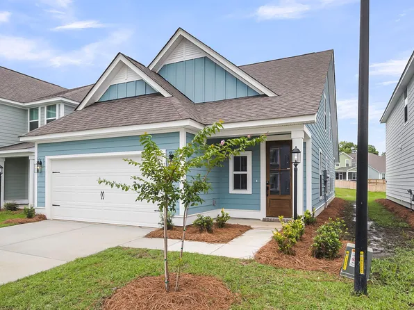 767 Opal Wing St, Moncks Corner, SC 29461