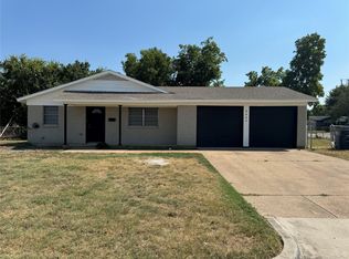 4445 Berke Rd, Fort Worth, TX 76115