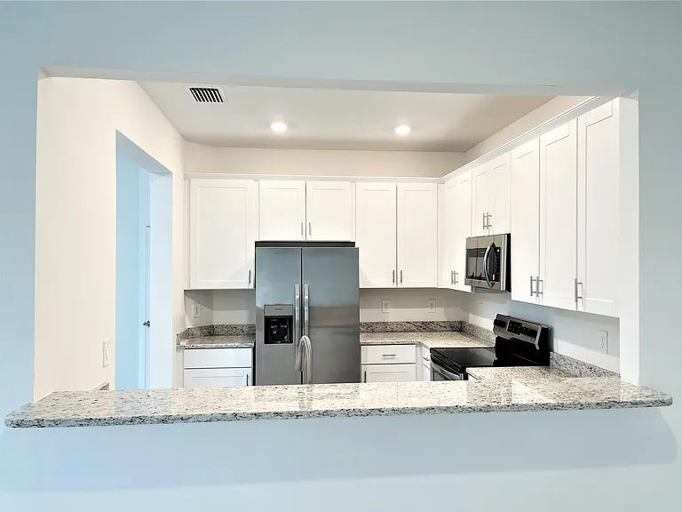 14237 Pine Lodge Ln — Photo 7
