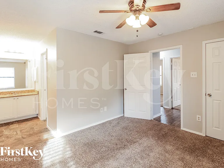 4417 Cordova Ln — Photo 9