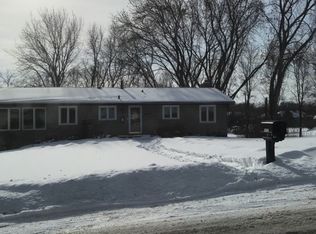 13225 34th Ave N, Plymouth, MN 55441