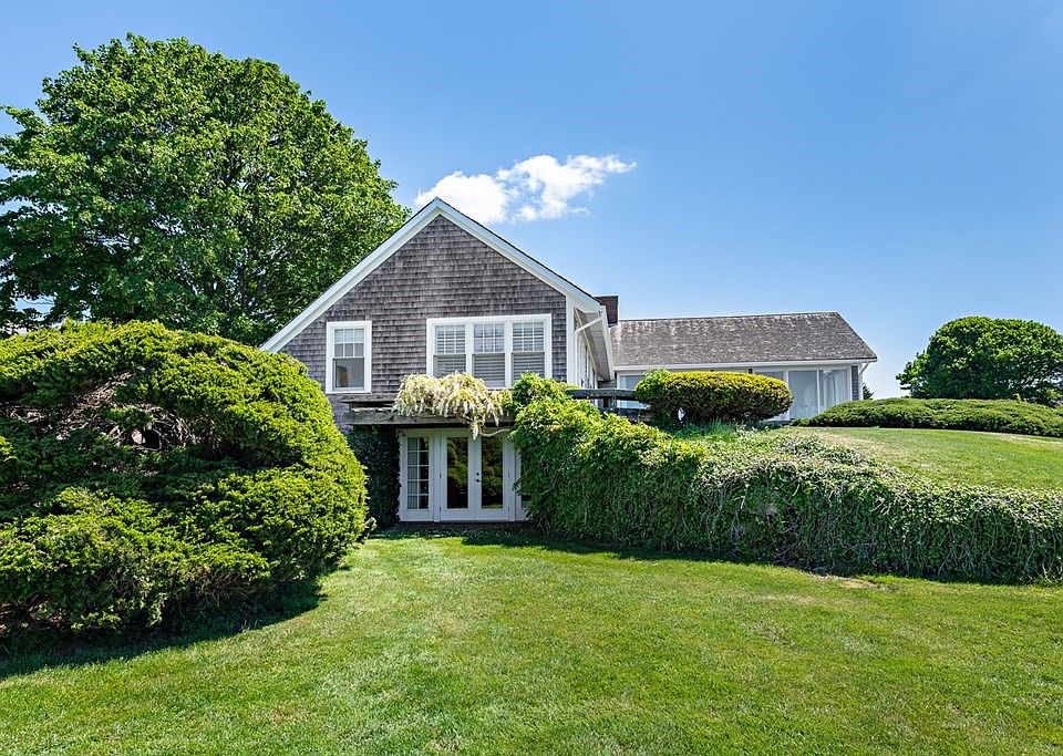 2015 Main Rd, Westport, MA 02790 Zillow
