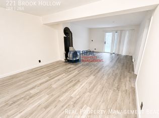 221 Brook Holw, Hanover, NH 03755