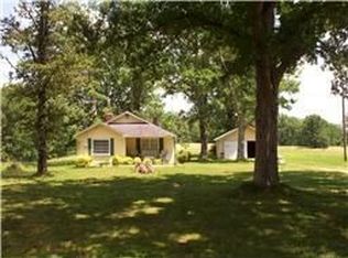827 Swiss Colony Rd, Hohenwald, TN 38462