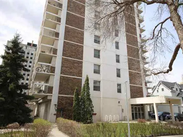 9930 113th St NW, Edmonton, AB