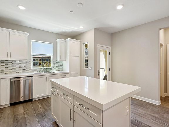4th image of 11078 Jericho Way