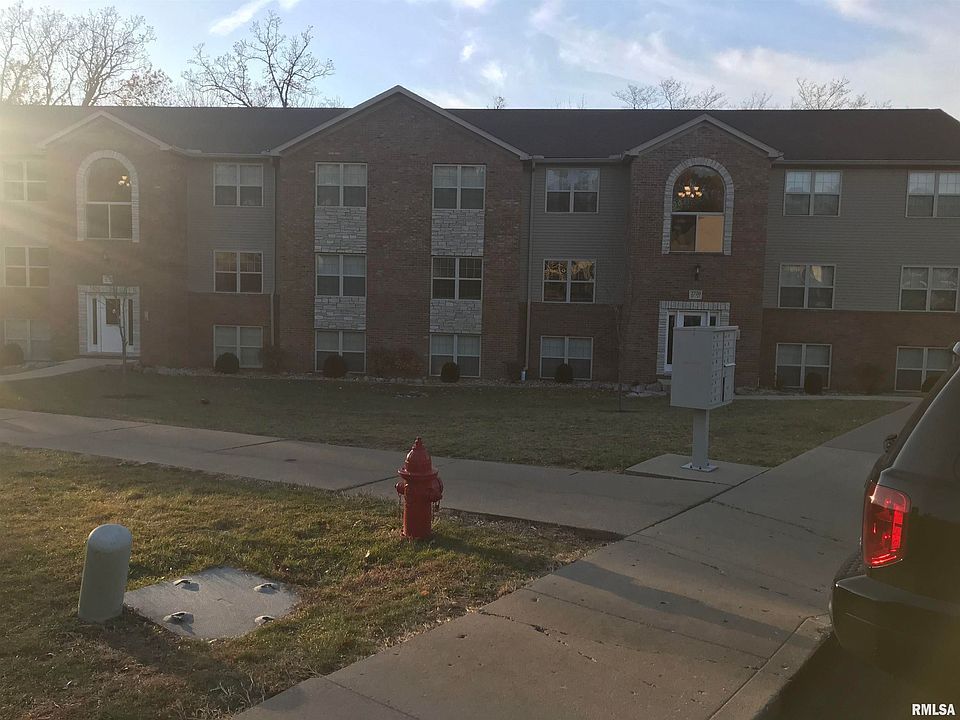 1st image of 2700 W Willowlake Dr