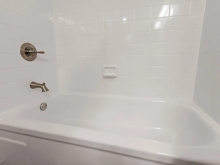 Sheridan Square Apartments — Photo 13