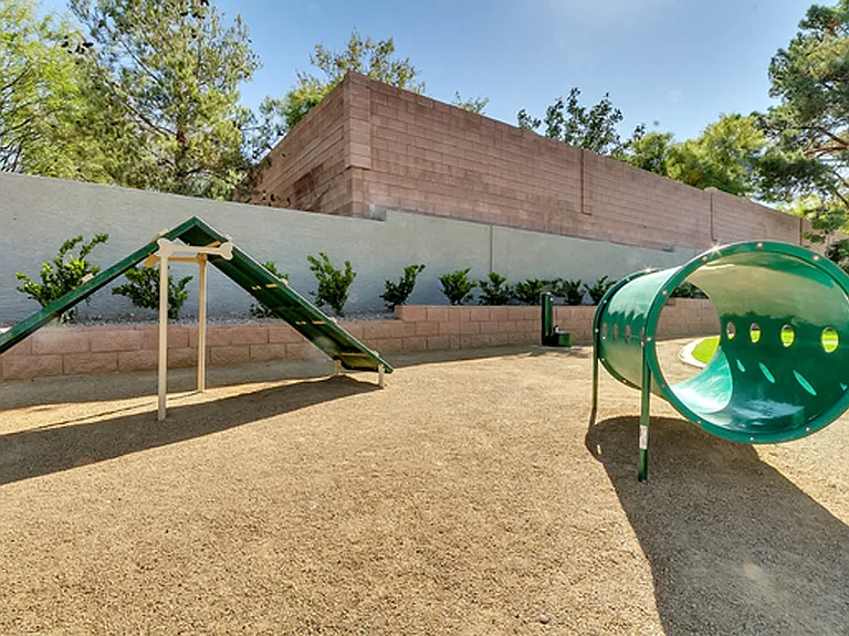 Bella Terra Apartments — Photo 10