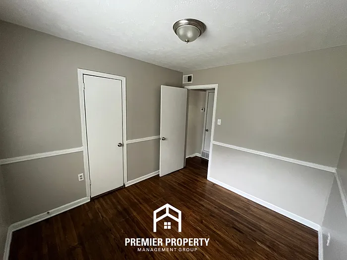 1514 Winfield Ave — Photo 8