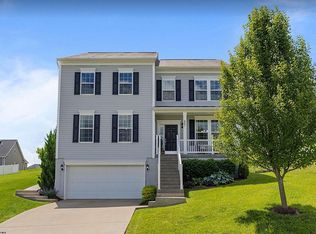 607 Hayfield St, Morgantown, WV 26508