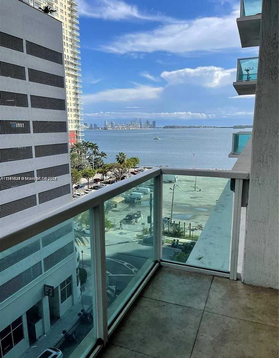 1 bed, $3,000 — Photo 2