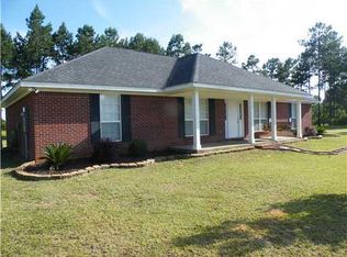 23709 Hinton Rd, Lucedale, MS 39452