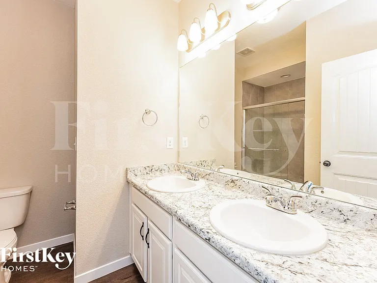 6721 Shadow Star Dr — Photo 9