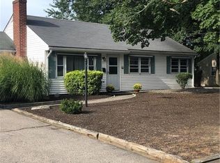 17 Underwood Ave, Warwick, RI 02888
