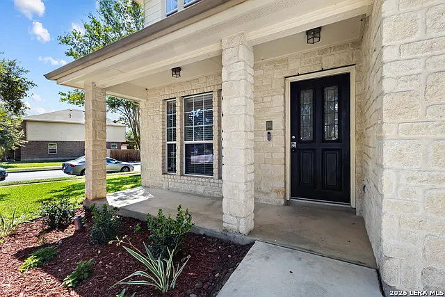 3 bed, 2.5 bath, 2087 sqft, $1,875 — Photo 3