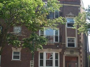 5221 S Kenwood Ave #2, Chicago, IL 60615
