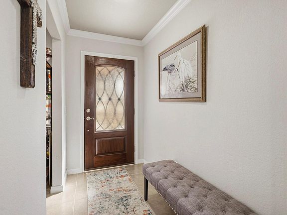 5th image of 3011 Dandelion Dr