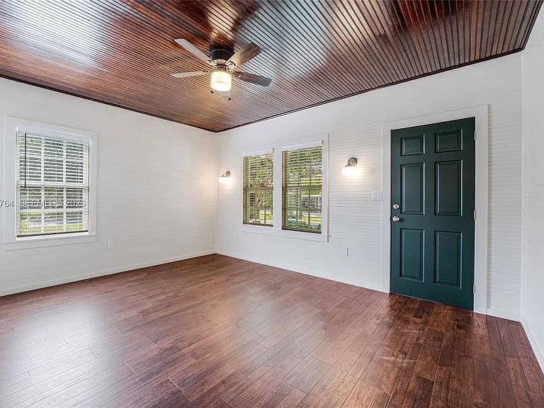 3826 Oak Ave — Photo 8