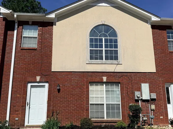 121 Sommersby Cir, Pelham, AL 35124