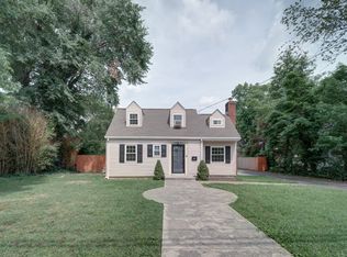 6625 Harrison Ln, Alexandria, VA 22306