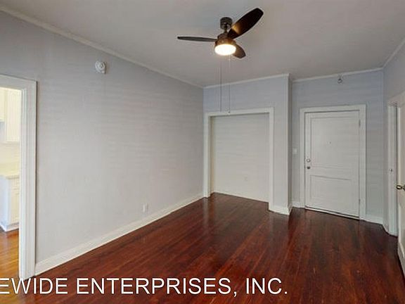4th image of 520 S Mariposa Ave #104