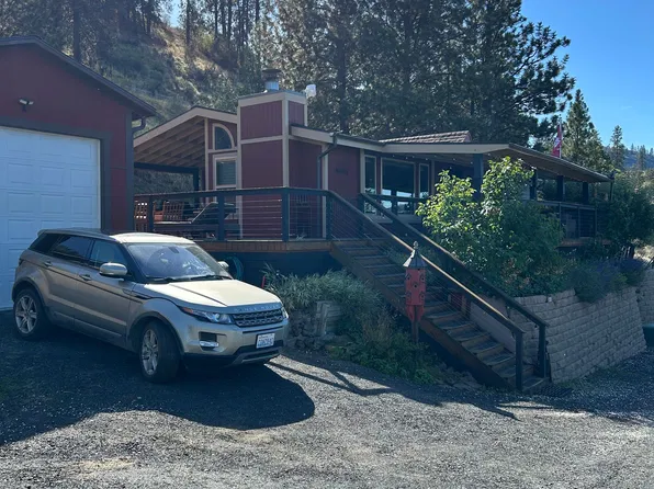 4313 Friday Bay Ln, Seven Bays, WA 99122