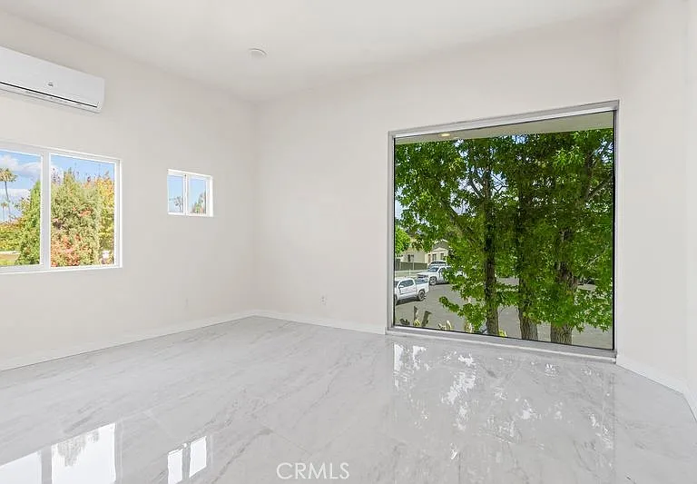 1580 San Bernardino Pl — Photo 16