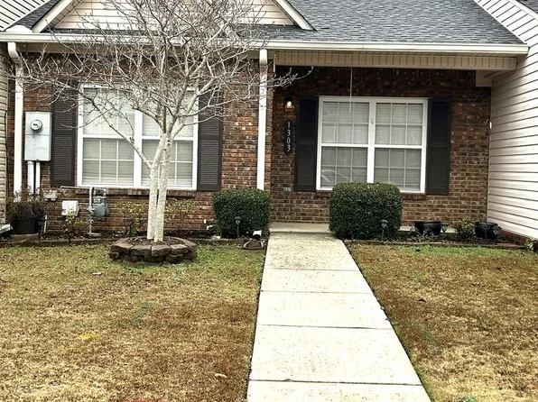 1303 Autumn Ln SW, Hartselle, AL 35640