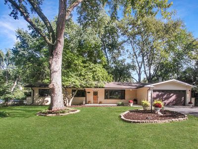 1623 Indian Hill Dr, Roselle, IL, 60172