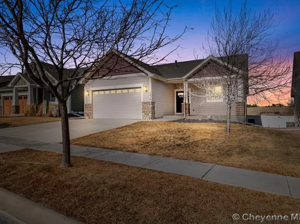 1214 Wendy Ln, Cheyenne, WY 82009