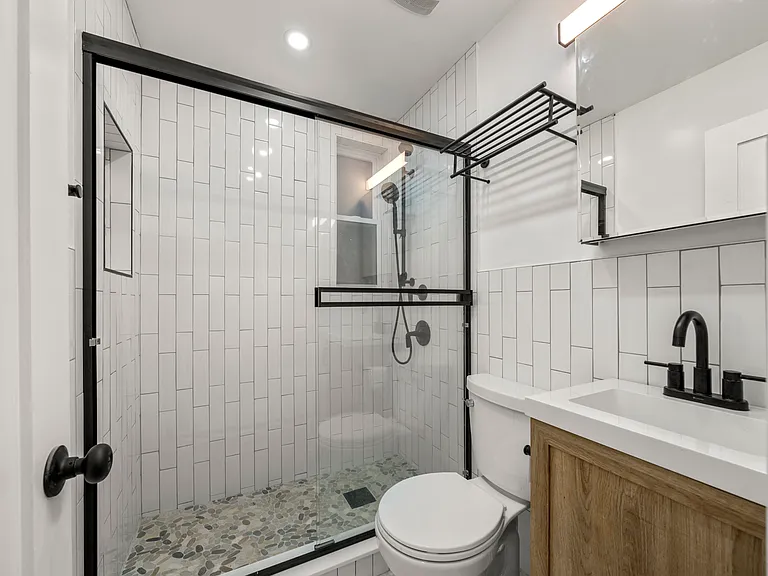 170 Cedar St #1 — Photo 6