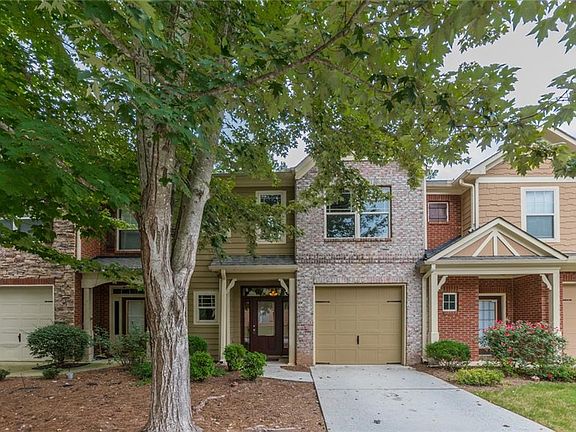 2nd image of 3585 McClaren Way