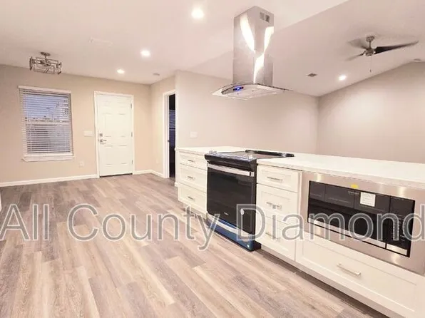 518 J H Crews Cir, Panama City, FL 32404