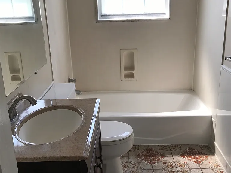 2236 Perkins Rd #D4 — Photo 8